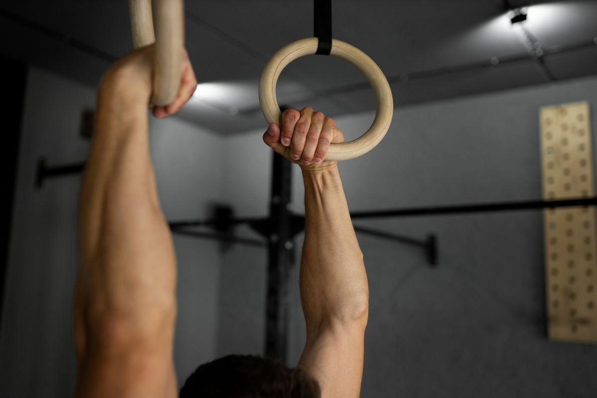 Comment avoir un grip puissant pour booster ses tractions et ses muscle-ups