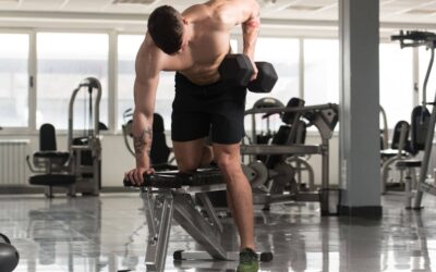 Exercice dos avec haltère : méthodes et conseils pour renforcer votre dos